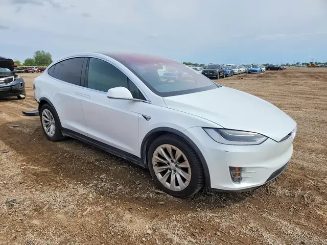 TESLA MODEL X 2018