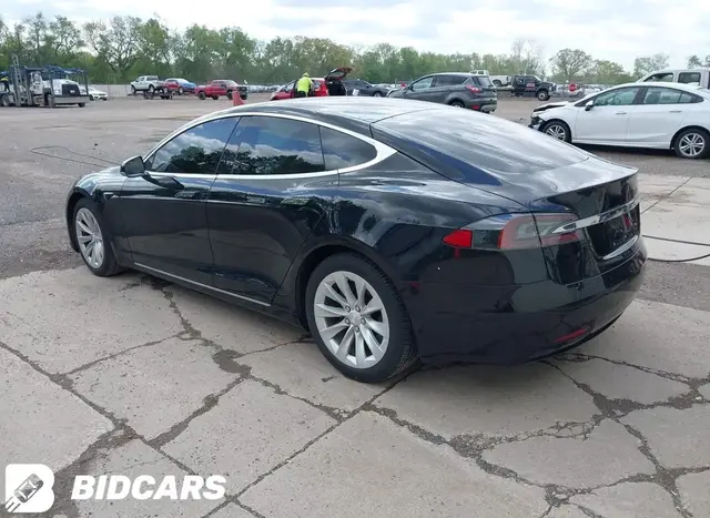 TESLA MODEL S 2019