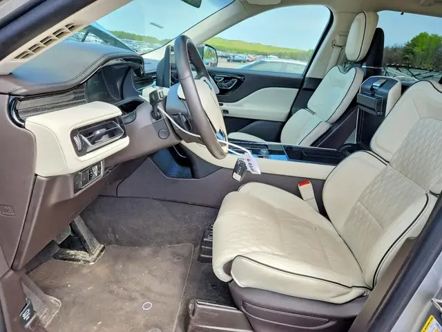 LINCOLN AVIATOR 2023