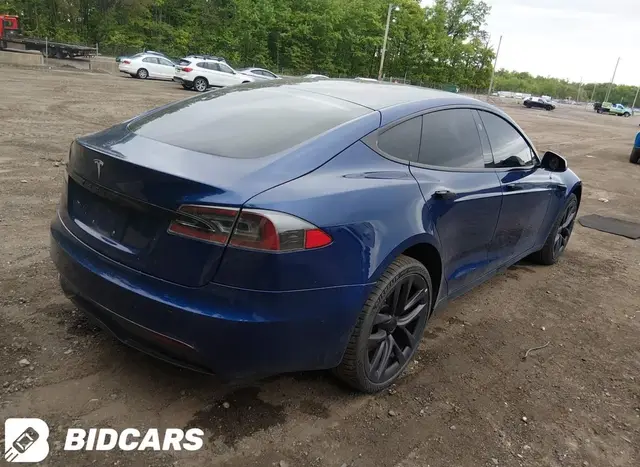 TESLA MODEL S 2021