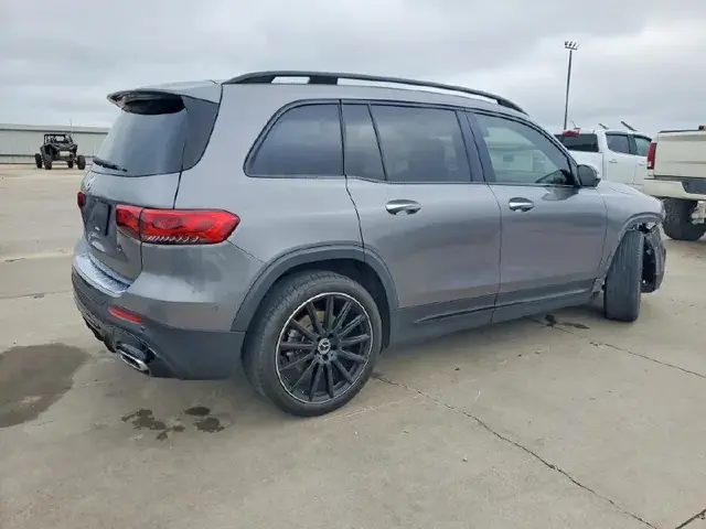 MERCEDES-BENZ GLB 250 2023