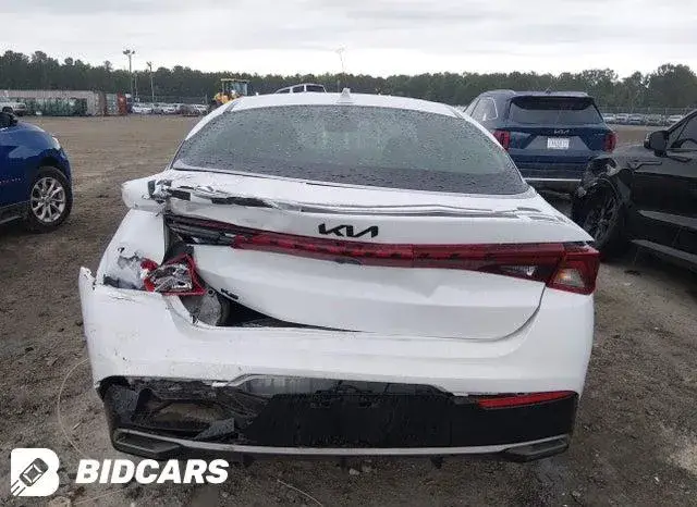 KIA K5 LXS 2022