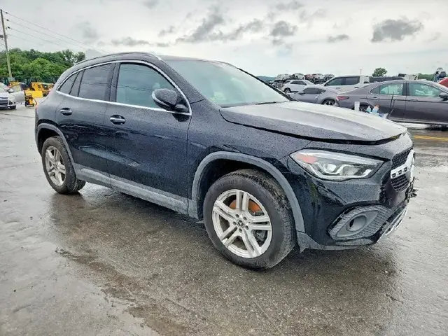 MERCEDES-BENZ GLA 250 4MATIC 2021