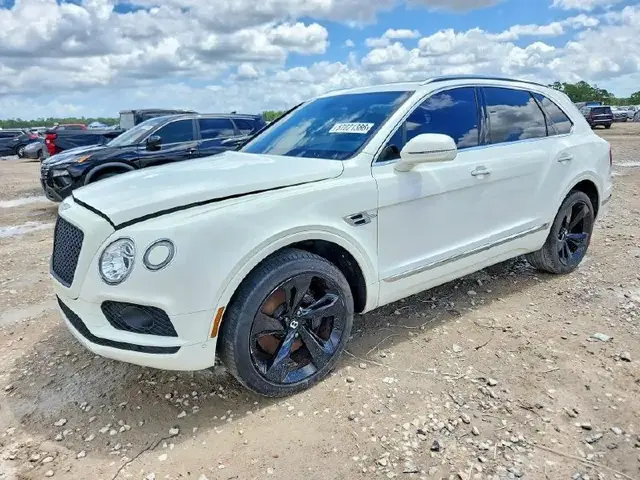BENTLEY BENTAYGA 2018