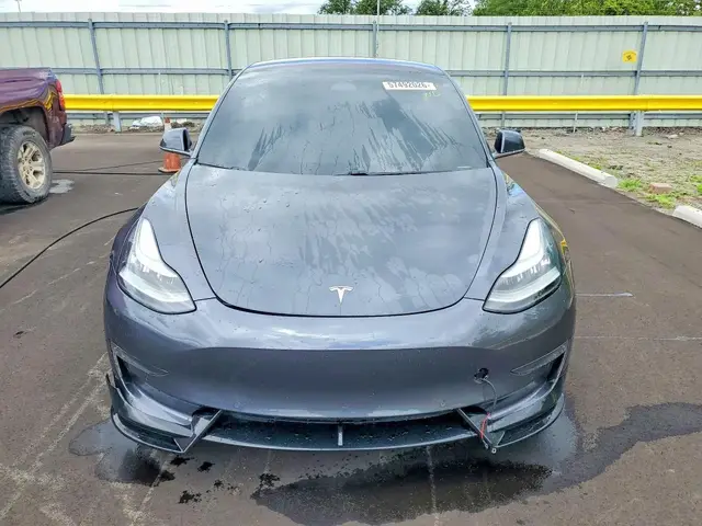 TESLA MODEL 3 2018