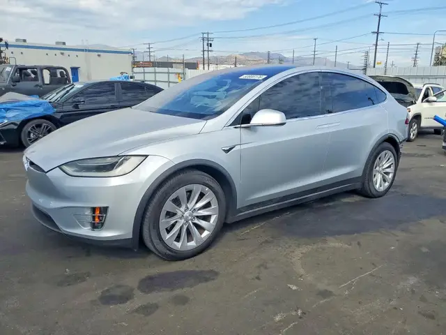 TESLA MODEL X 2018
