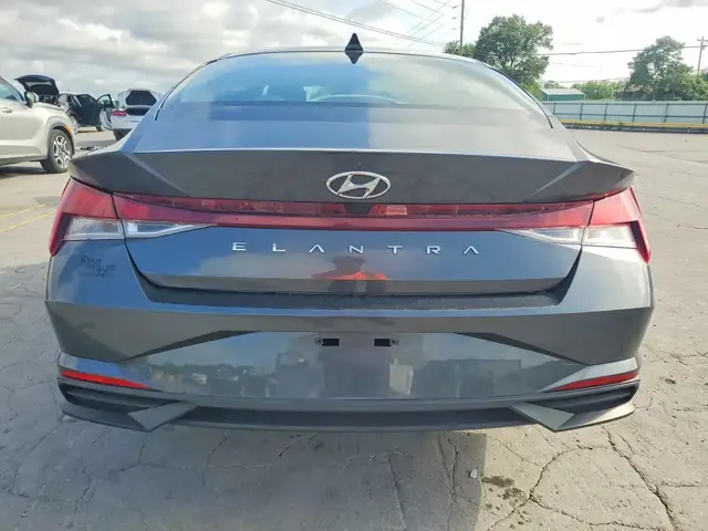 HYUNDAI ELANTRA 2022