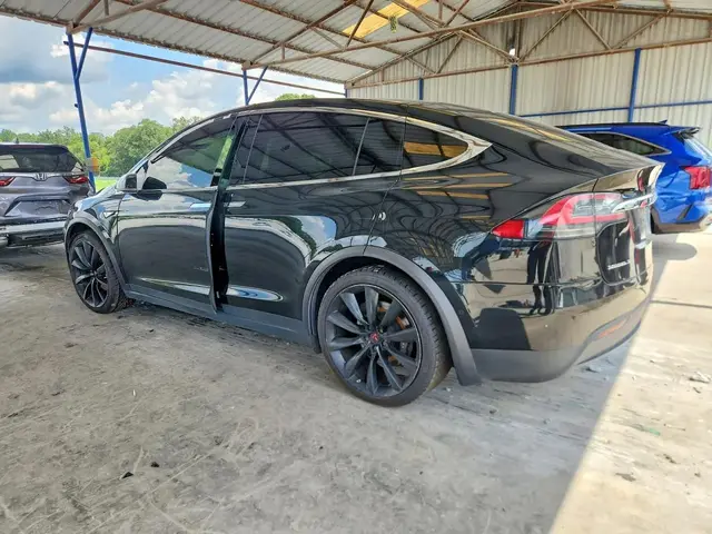 TESLA MODEL X 2016