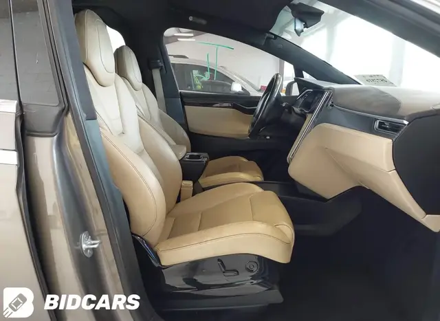TESLA MODEL X 2016