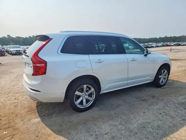 VOLVO XC90 2022
