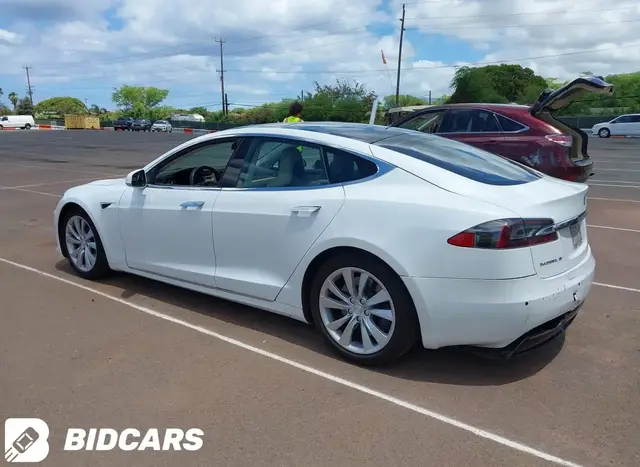 TESLA MODEL S 2016
