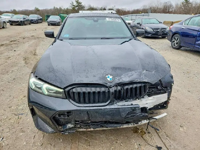 BMW 330XI 2025