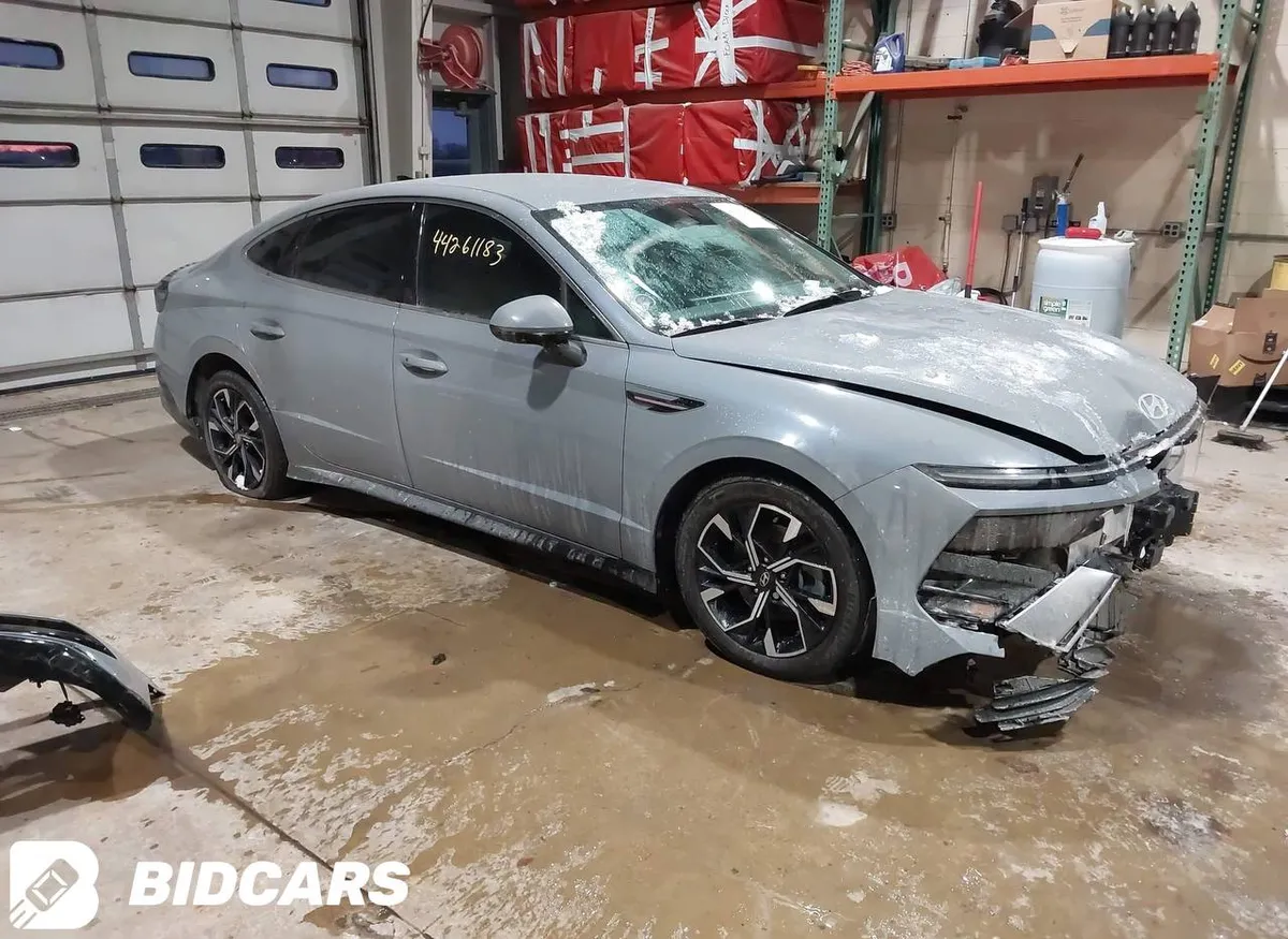 HYUNDAI SONATA SEL 2025
