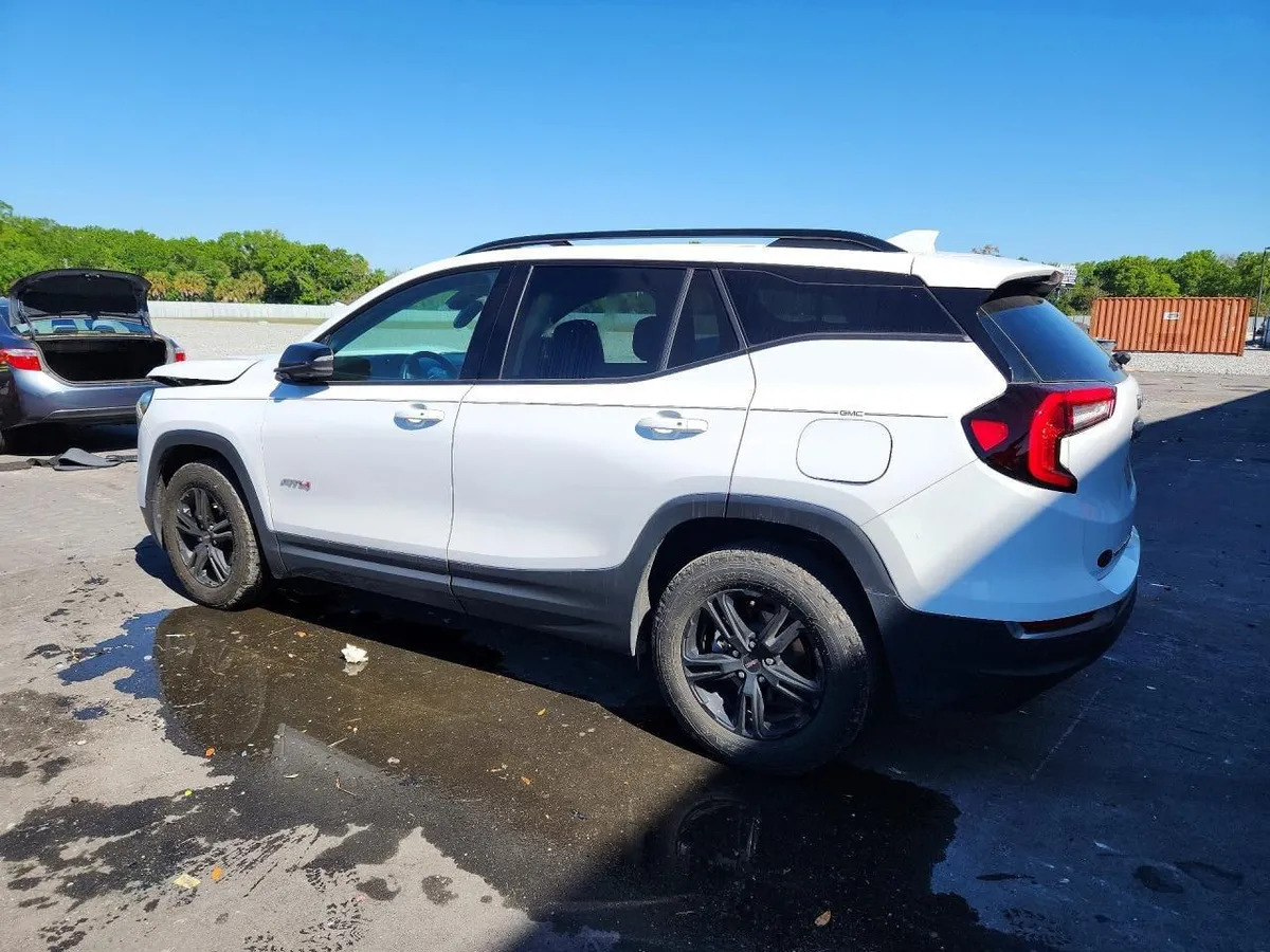 GMC TERRAIN AT4 2022