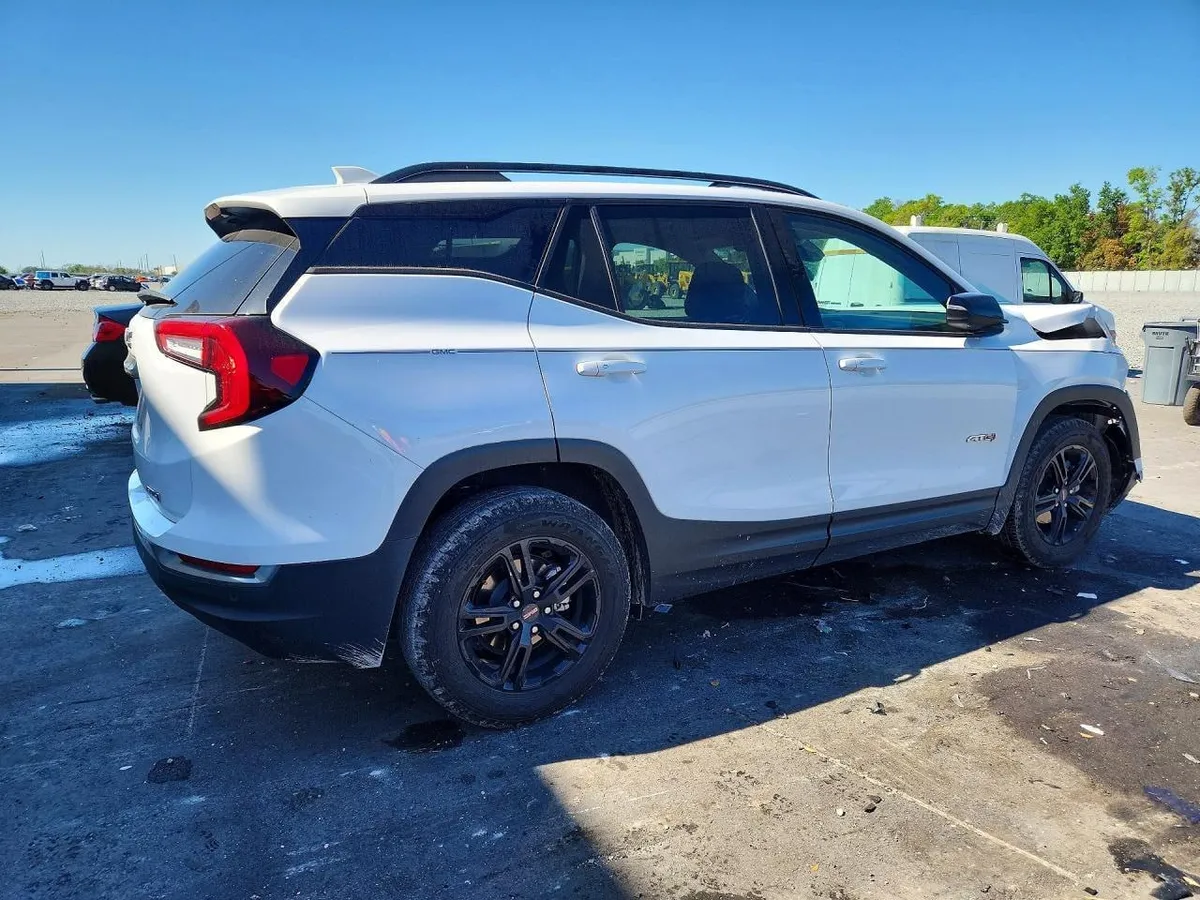 GMC TERRAIN AT4 2022