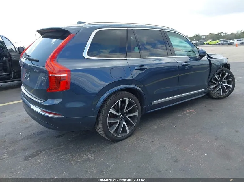 VOLVO XC90 ULTRA 2024