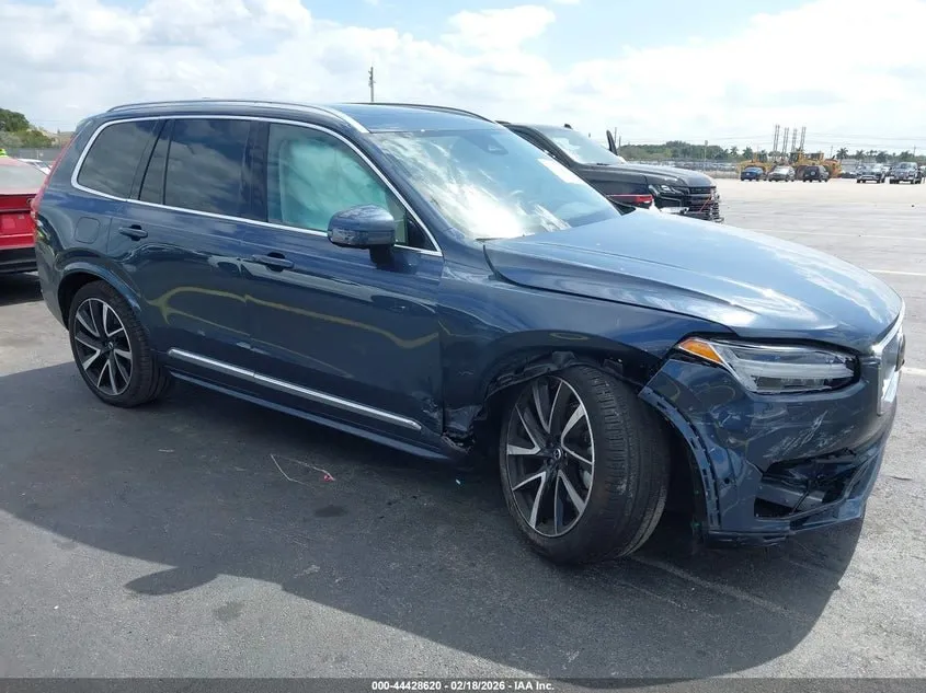 VOLVO XC90 ULTRA 2024