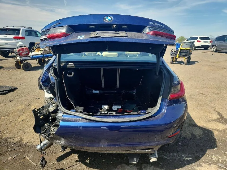 BMW 330XI 2019