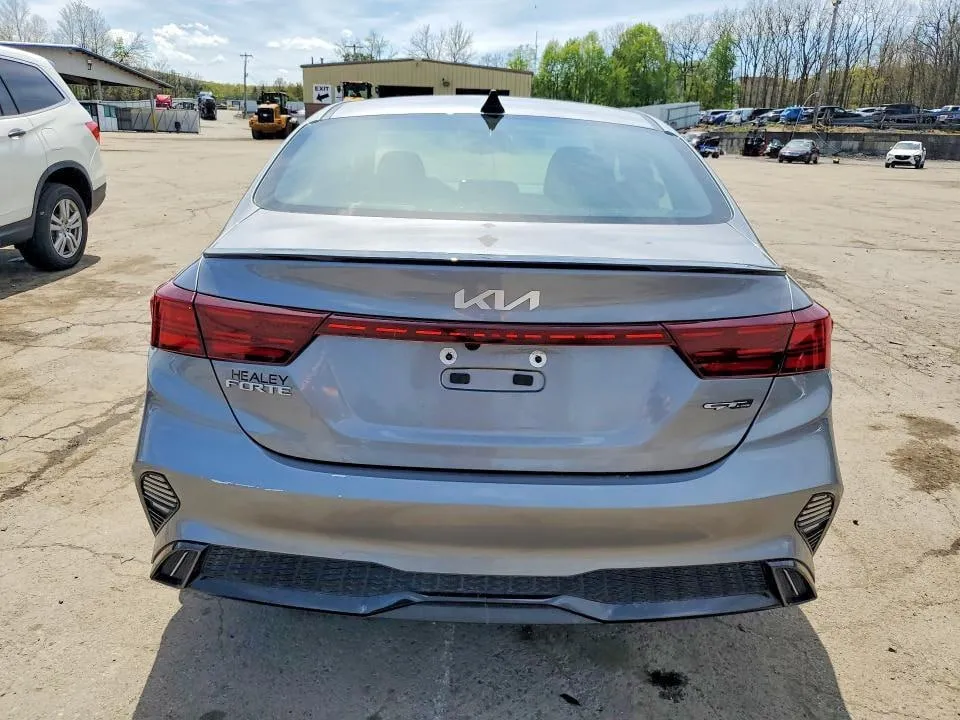 KIA FORTE GT-LINE 2023