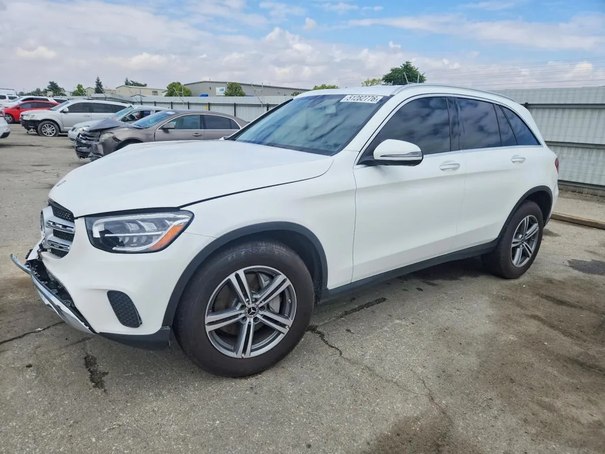 MERCEDES-BENZ GLC 300 2020