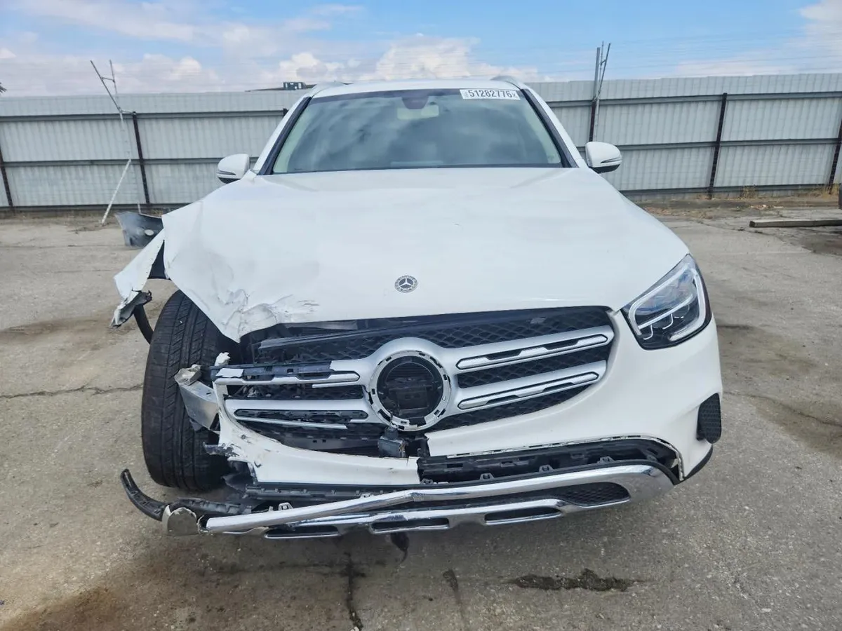 MERCEDES-BENZ GLC 300 2020