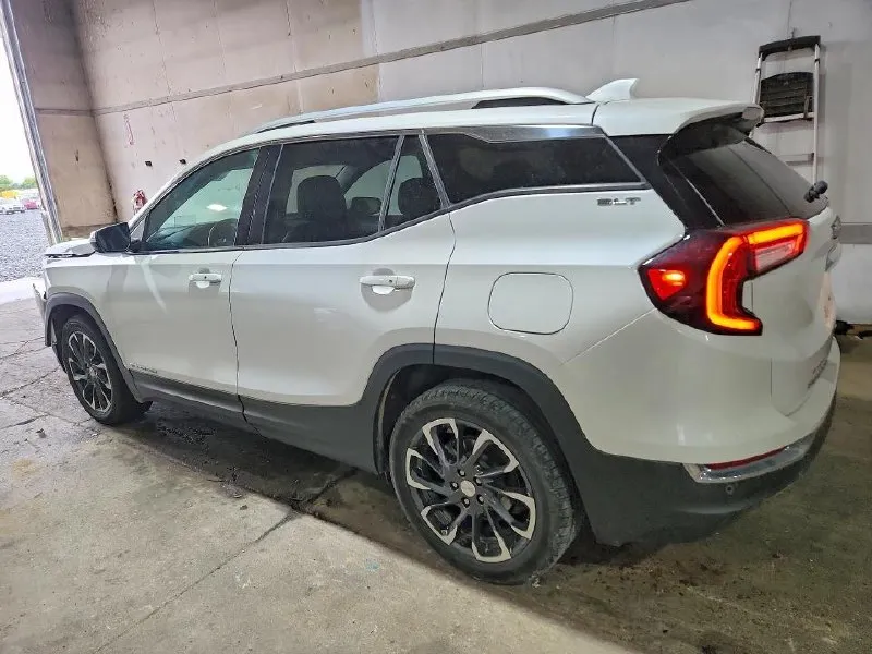 GMC TERRAIN SLT 2022