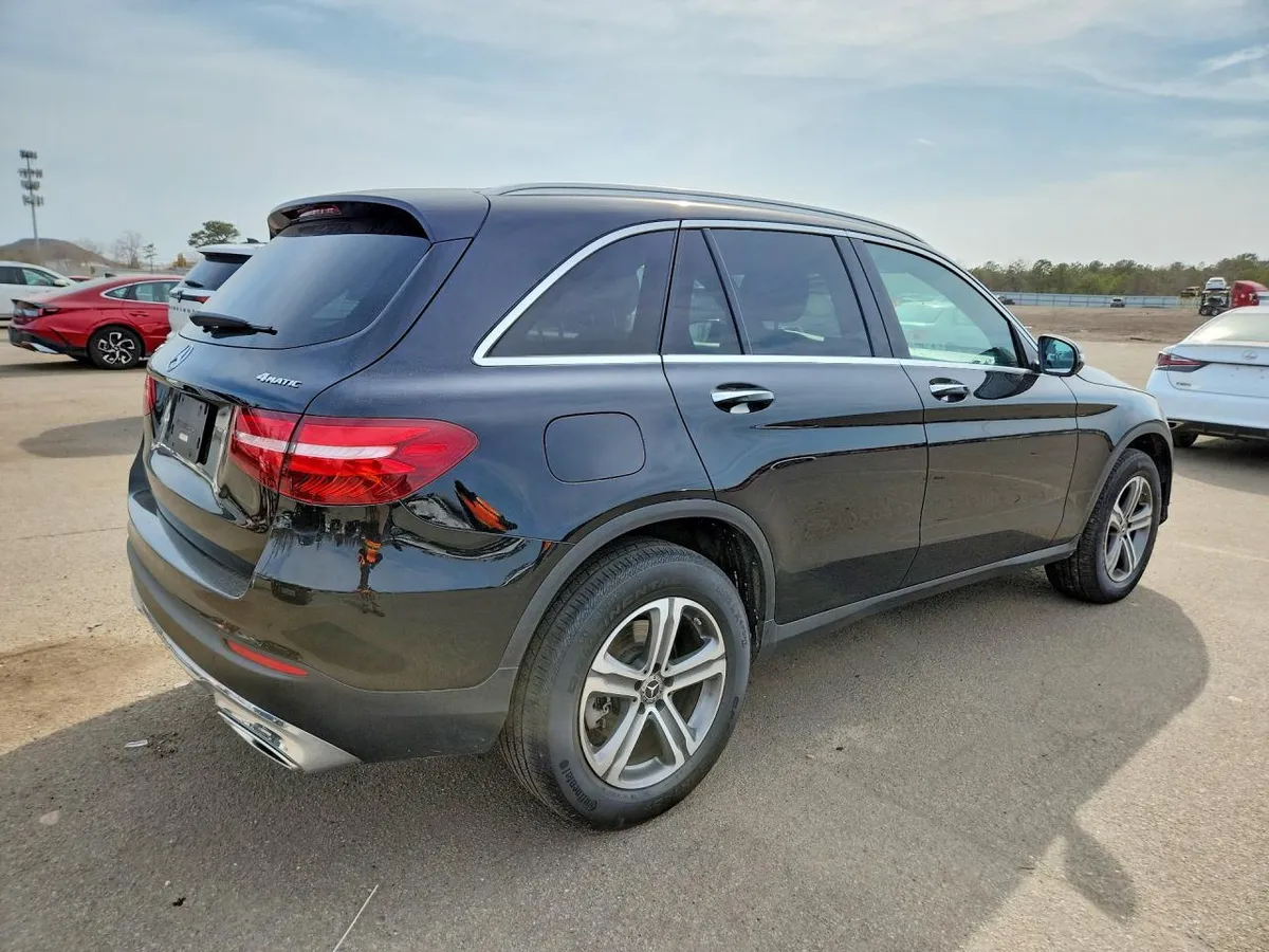 MERCEDES-BENZ GLC 300 4MATIC 2019
