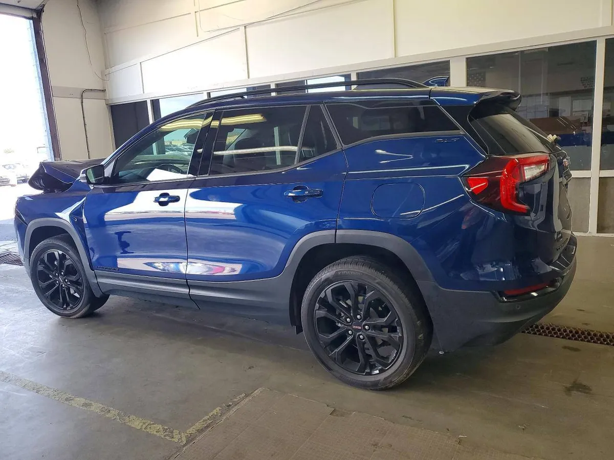GMC TERRAIN SLT 2022