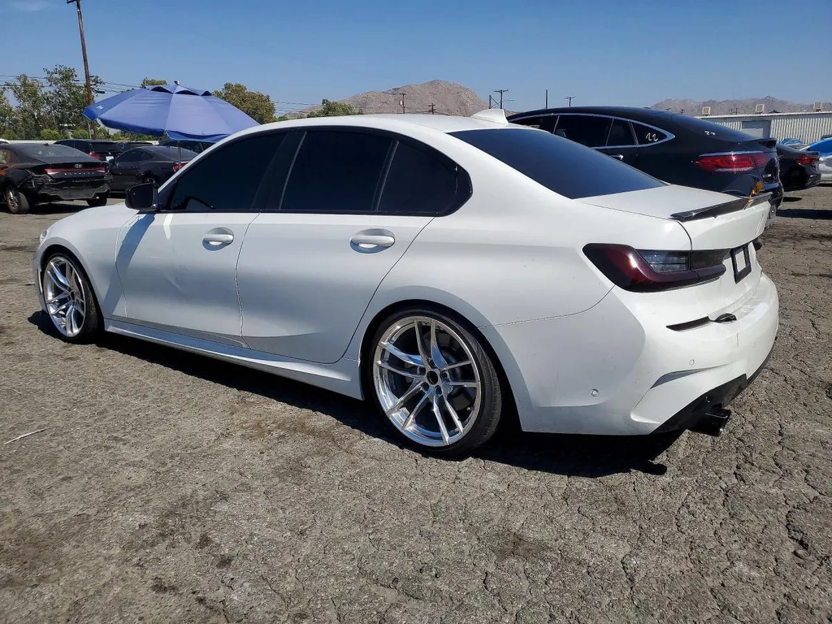 BMW 330I 2021
