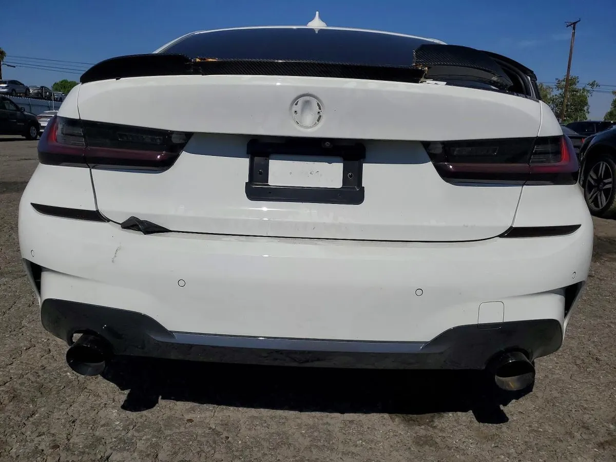BMW 330I 2021