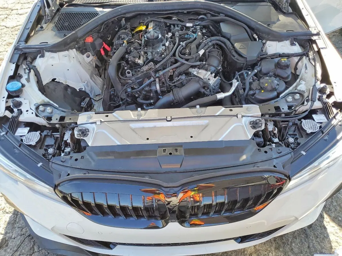 BMW 330I 2021
