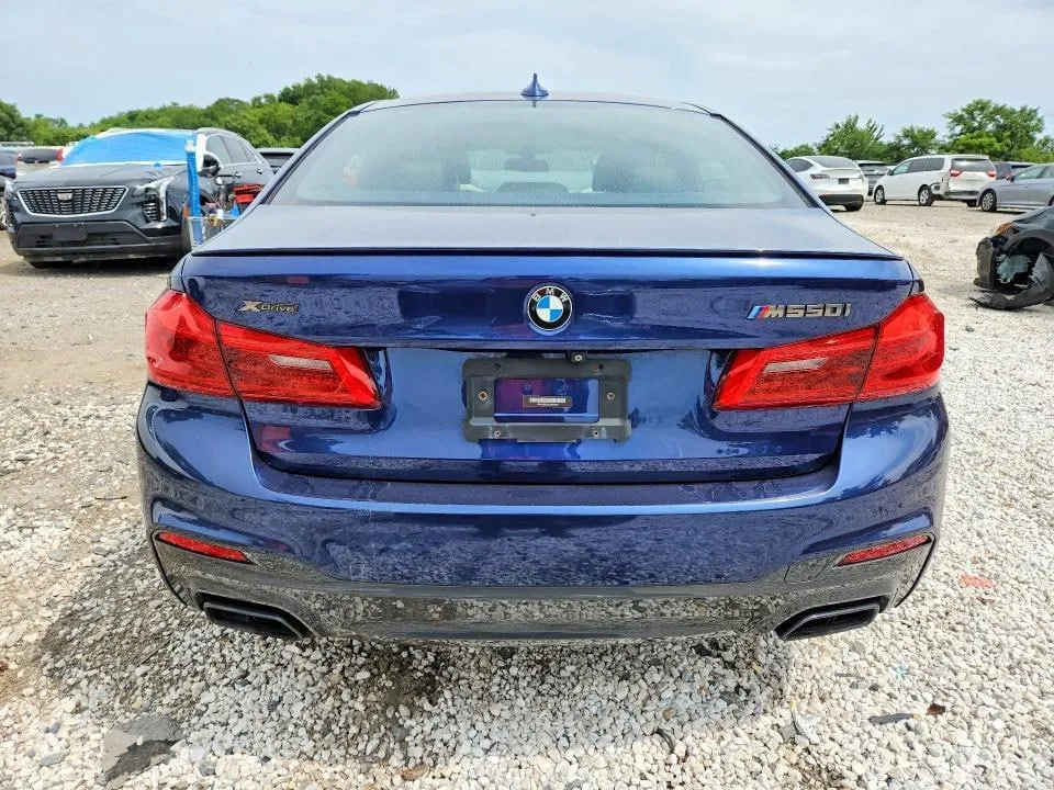 BMW M550XI 2017
