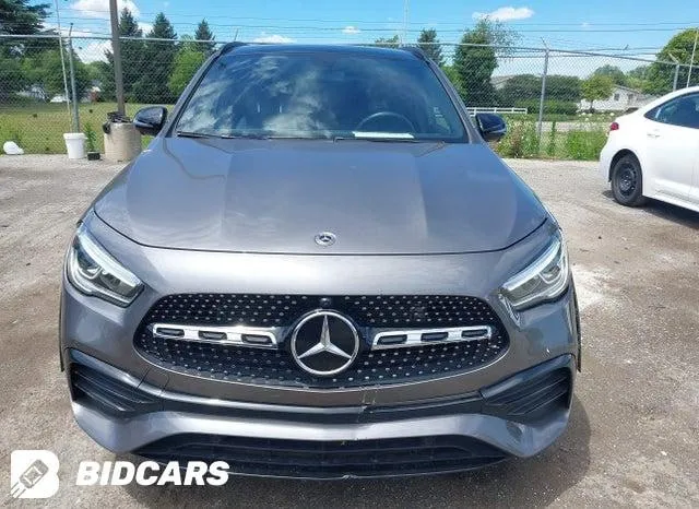 MERCEDES-BENZ GLA 4MATIC 2022