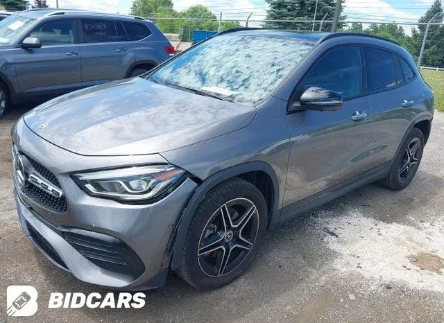 MERCEDES-BENZ GLA 4MATIC 2022