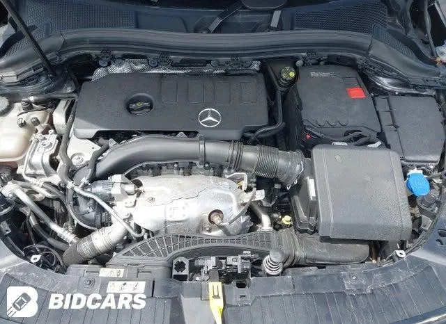 MERCEDES-BENZ GLA 4MATIC 2022
