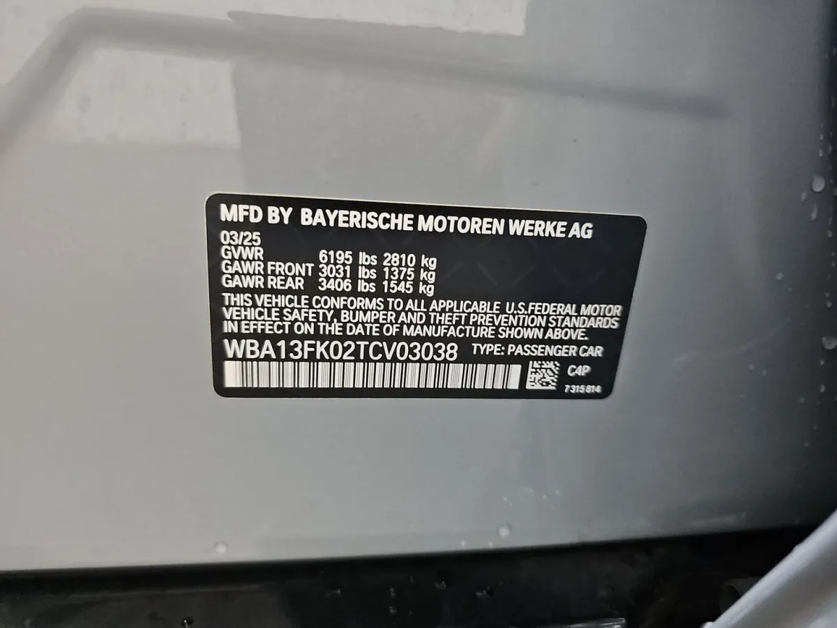 BMW 5 SERIES SEDAN 550E 2026