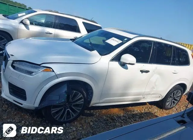 VOLVO XC90 T5 MOMENTUM 7 PASSENGER 2021