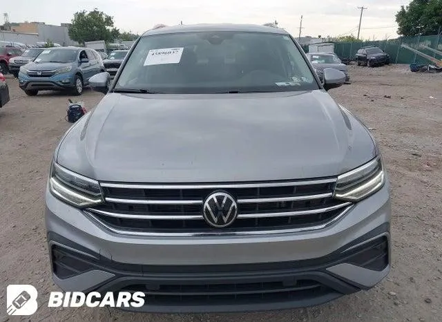 VOLKSWAGEN TIGUAN 2.0T SE 2021