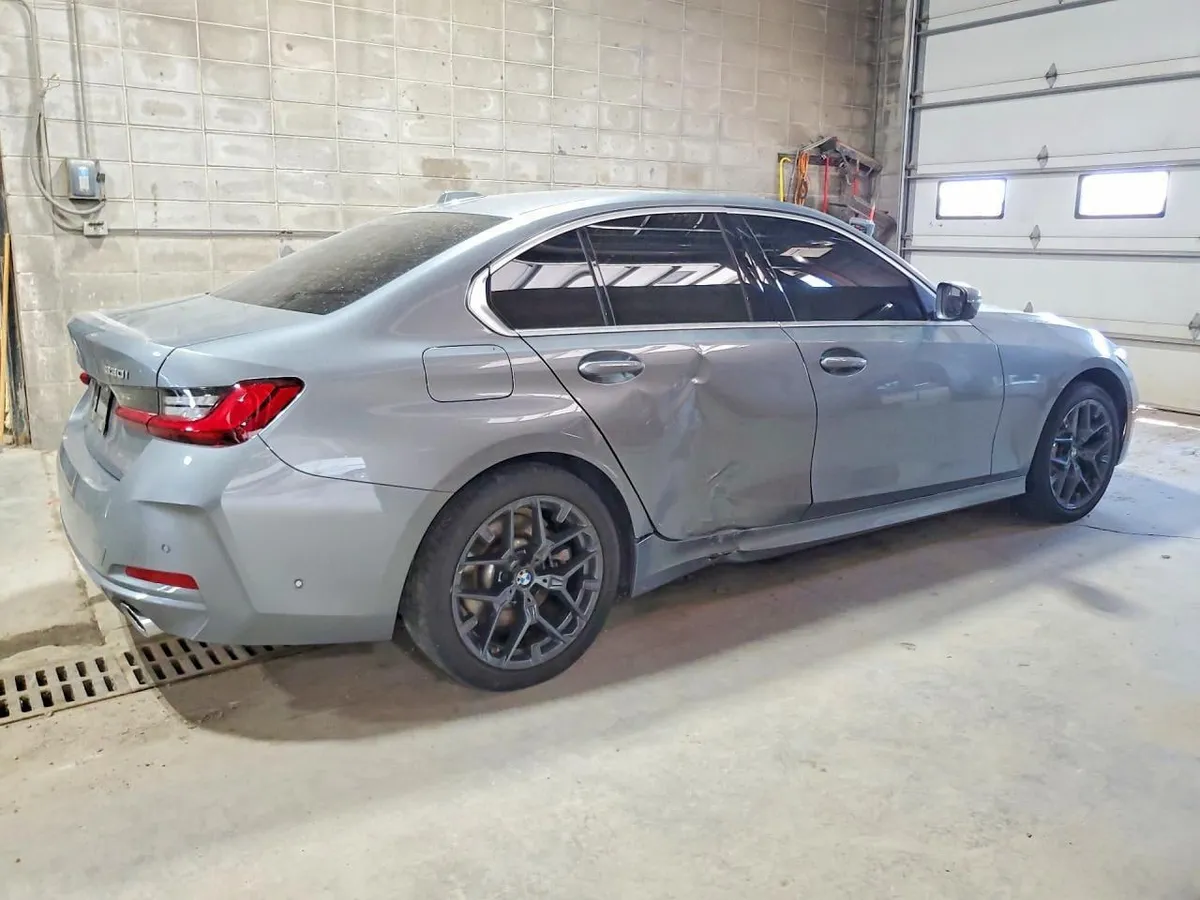 BMW 330XI 2024