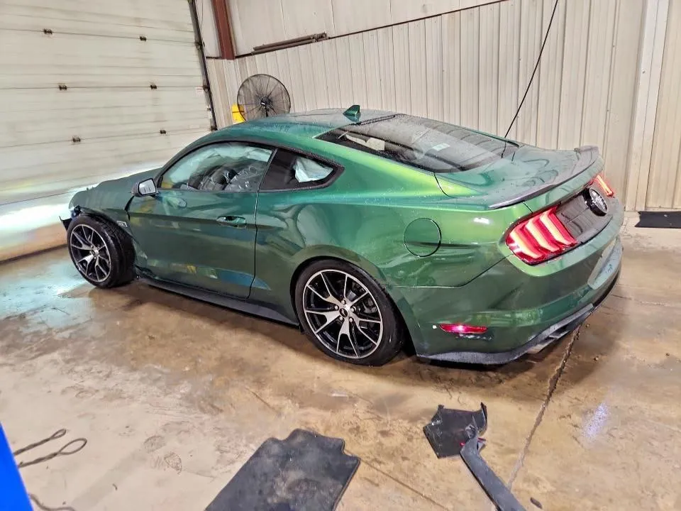 FORD MUSTANG 2022