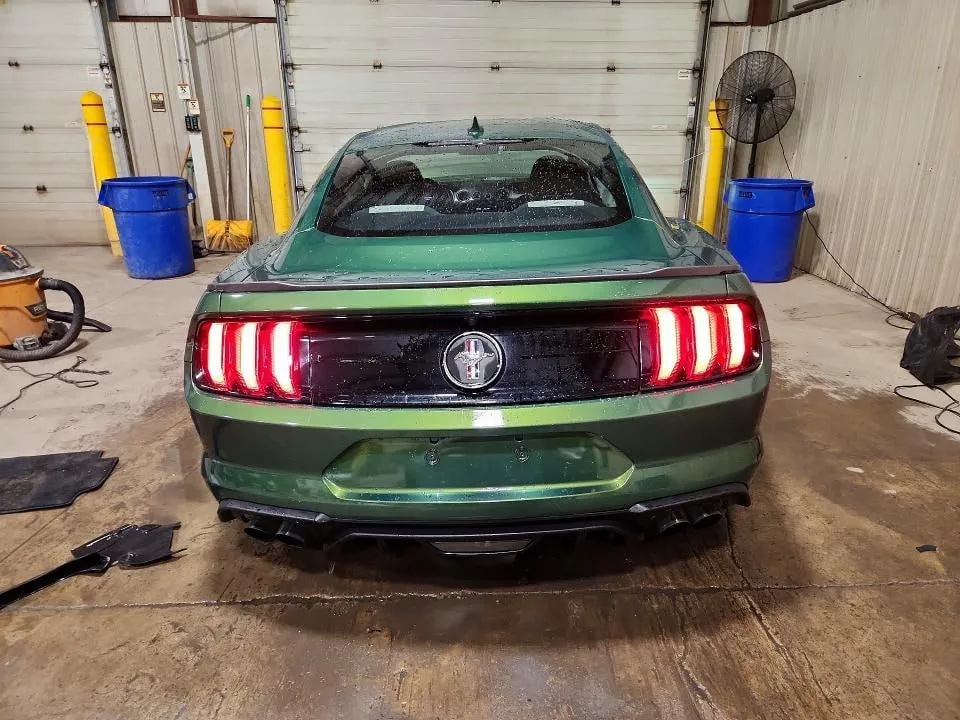 FORD MUSTANG 2022