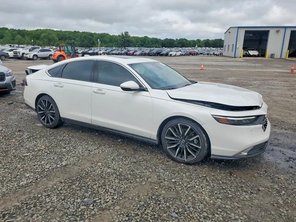HONDA ACCORD TOURING HYBRID 2024