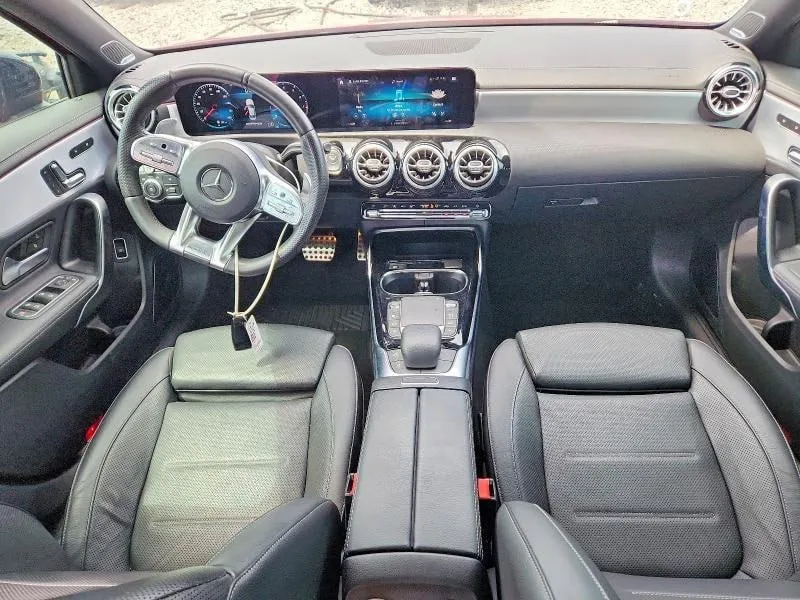 MERCEDES-BENZ A-CLASS 35 AMG 2021