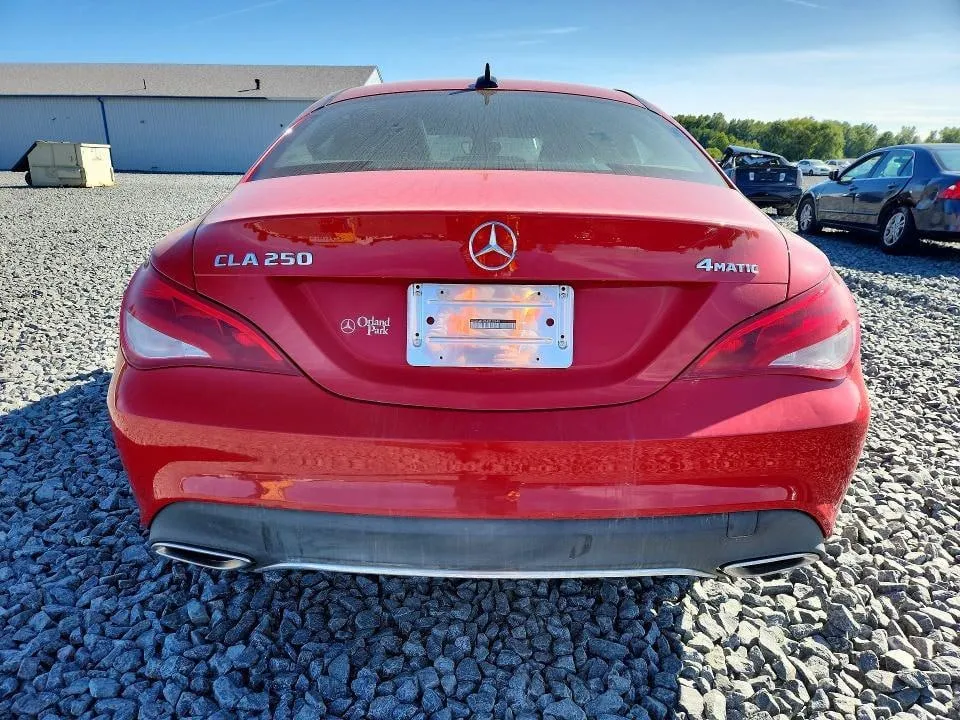 MERCEDES-BENZ CLA 250 4MATIC 2018