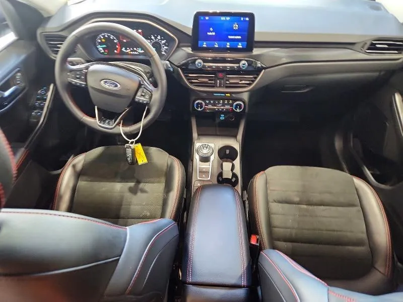 FORD ESCAPE SEL 2022