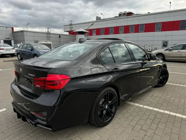 BMW 330I 2018