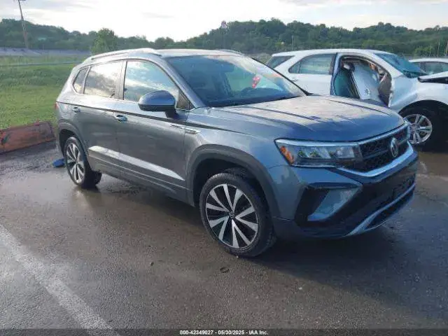 VOLKSWAGEN TAOS 2022