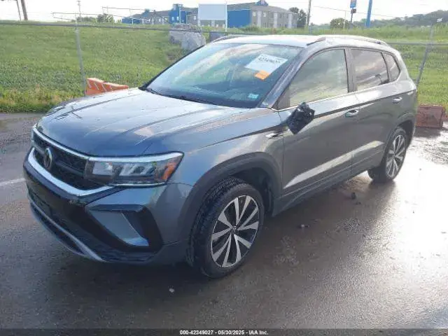 VOLKSWAGEN TAOS 2022