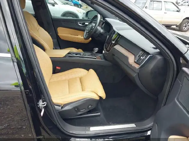 VOLVO XC60 T5 INSCRIPTION 2021