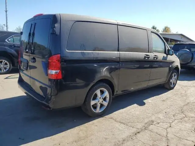 MERCEDES-BENZ METRIS 2018